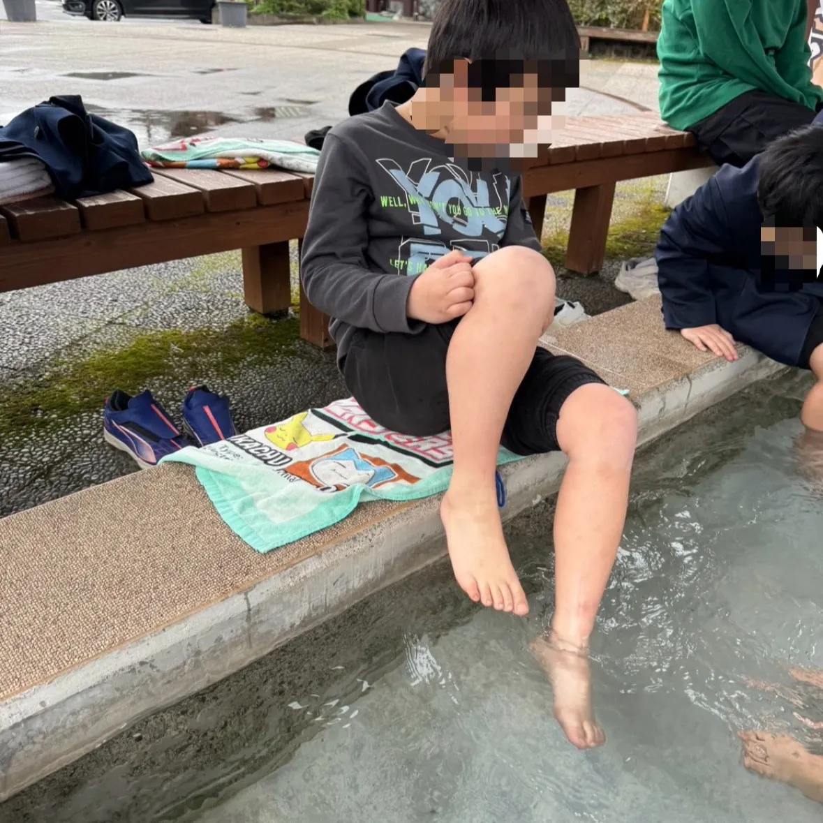 今日の昼食後、子どもたちが自主的に並んで歯磨きをする姿に感動...