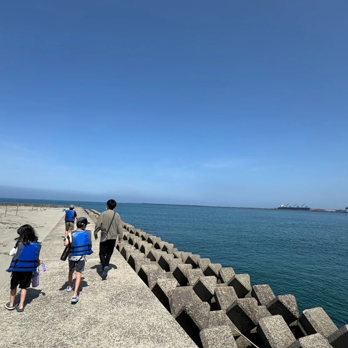 今日も素晴らしい天気の中、皆で楽しい時間を過ごしました🌞🌊 ...