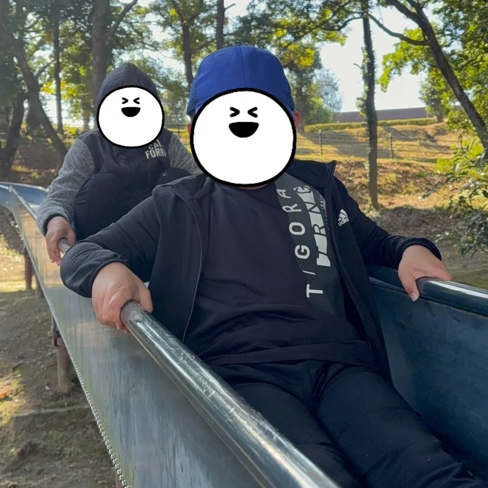 お天気にも恵まれ快晴✨　本日は遠足で妙円寺中央公園へ行ってき...