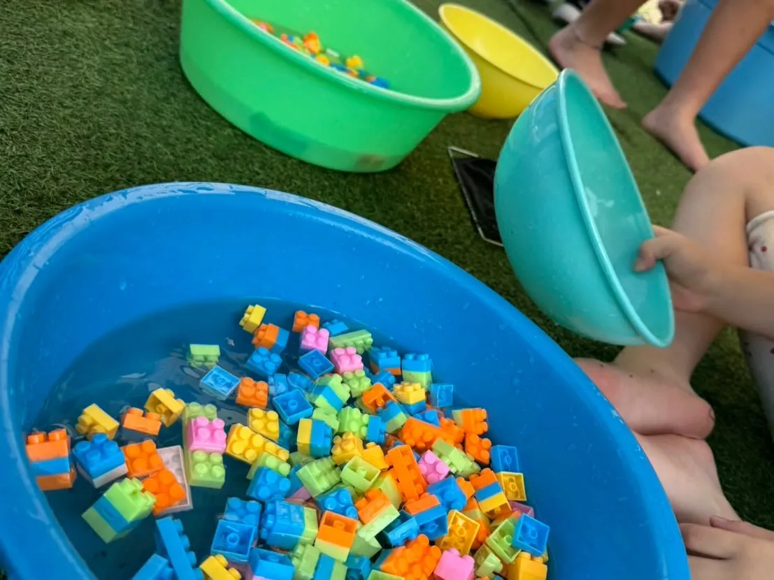 今日は「つみきのおうち」で、水を使った楽しい活動を開催しまし...