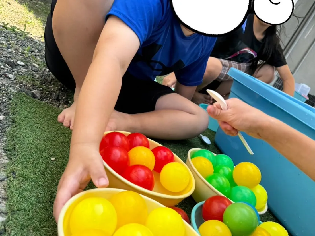 今日は「つみきのおうち」で、水を使った楽しい活動を開催しまし...