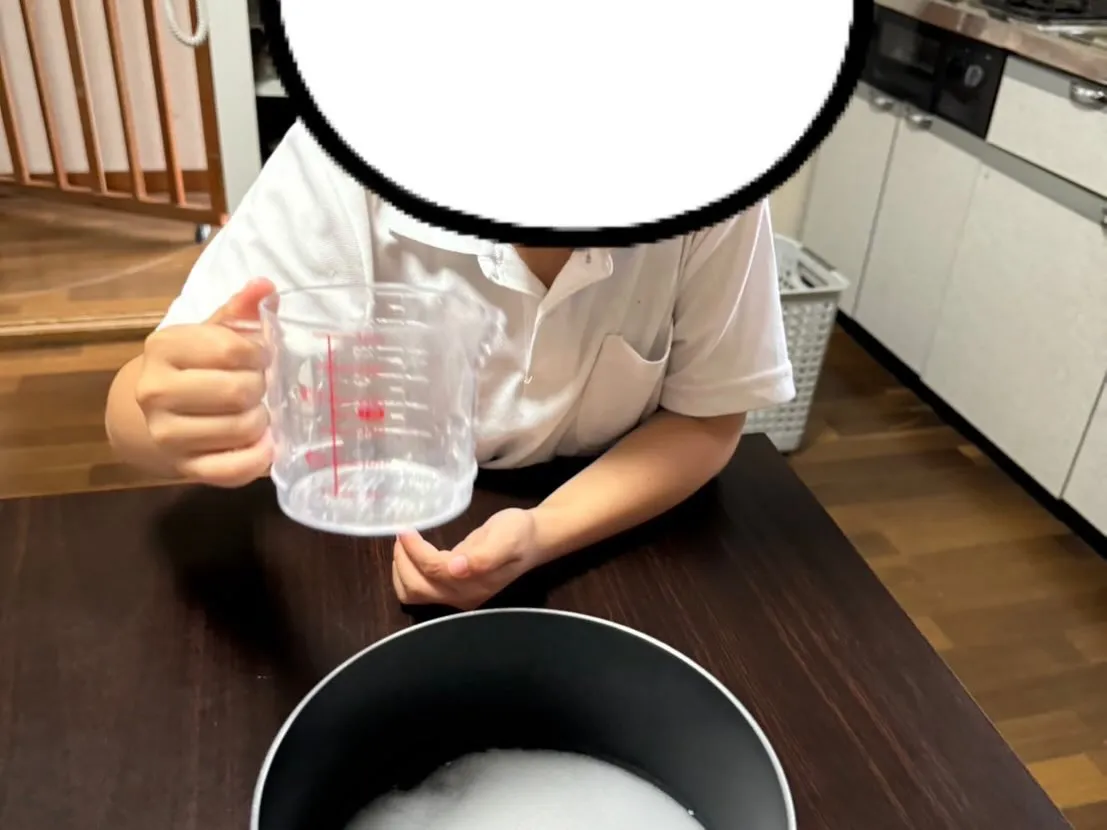 キッズサポートつみきのおうち🧸今日はおやつクッキングで琥珀糖...