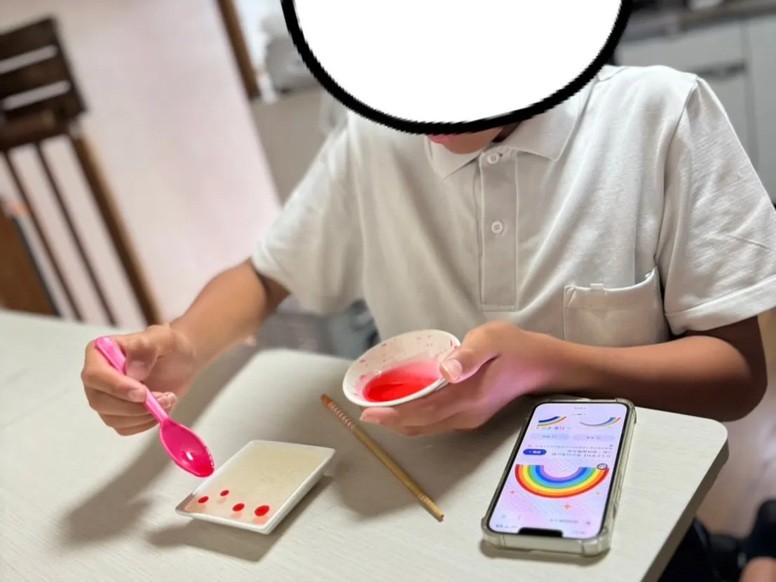 キッズサポートつみきのおうち🧸今日はおやつクッキングで琥珀糖...