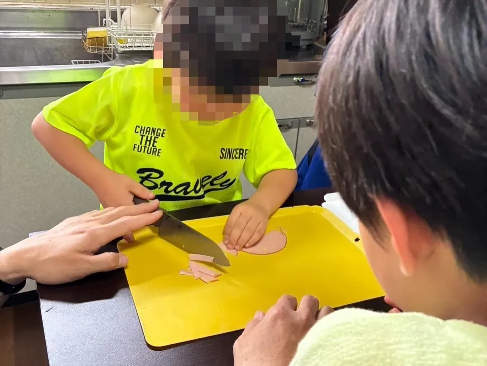 先週の土曜日は元気いっぱいの子どもたちとクッキング!🥳 ハヤ...
