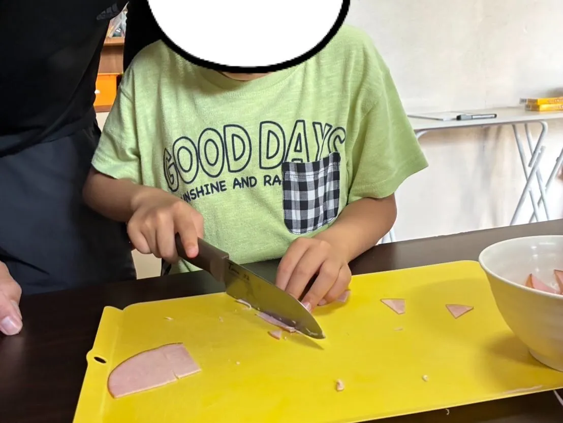 先週の土曜日は元気いっぱいの子どもたちとクッキング!🥳 ハヤ...